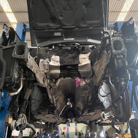 Diamond Auto Service พระรามเก้า-นวมินทร์ - overhaul เครื่องออดี้