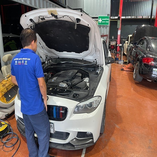 Diamond Auto Service พระรามเก้า-นวมินทร์ - BMW เปลี่ยน camshaft 