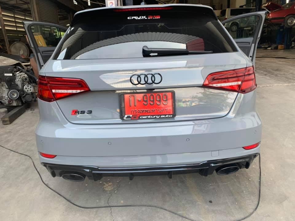 Audi RS3 2019 ด้านหลัง